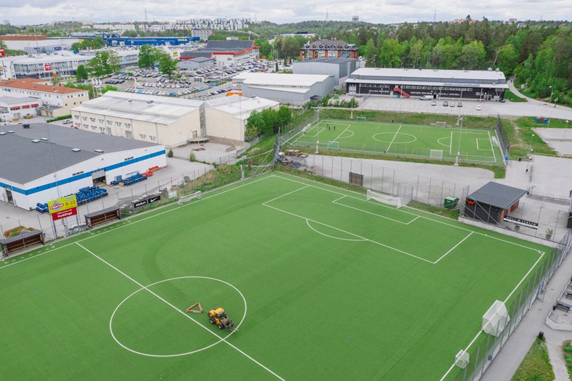 Välskötta idrottsplatser och ishallar – pulserar av aktivitet