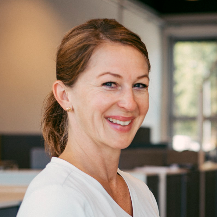 Terese Rosengren, business controller på Huddinge Samhällsfastigheter och engagerad i Unga för Orten