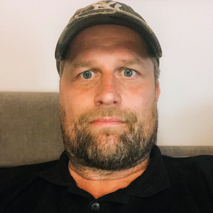 Petri Päkkilä, anläggningstekniker på Huddinge Samhällsfastigheter och engagerad i Unga för Orten